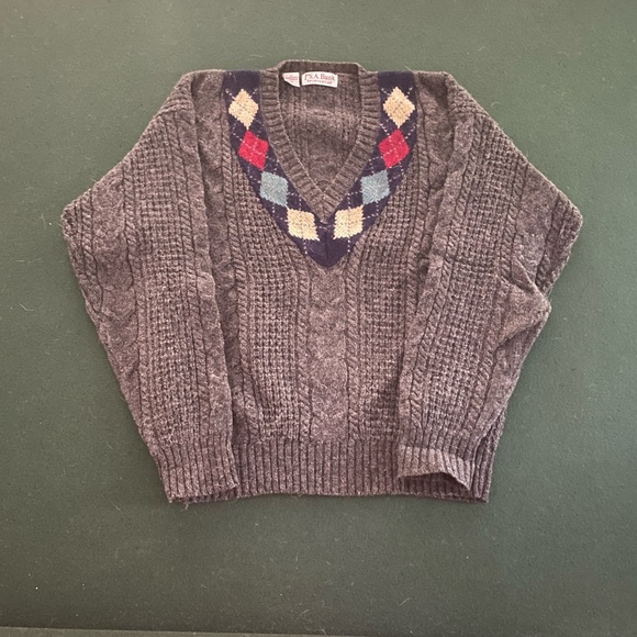 Jos. A. Bank Shetland V-neck Sweater - Picture 1 of 5